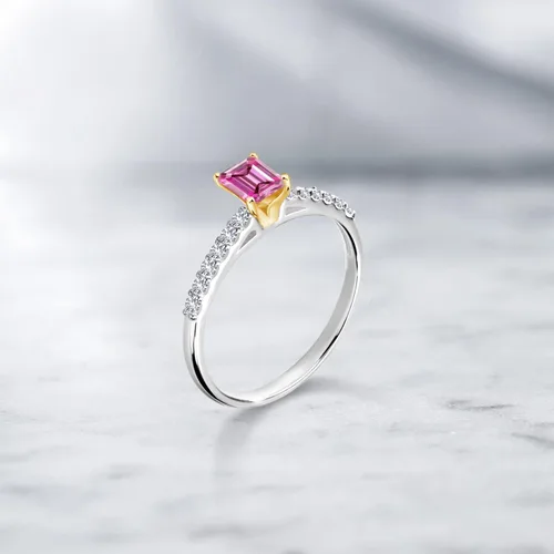 Miniatura 4 de Gem Stone King Anillo de plata de ley 925 con puntas de oro amarillo de 10 quilates, moissanita creada octagonal rosa y zafiro blanco creado