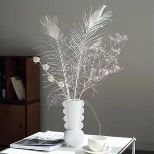 Miniatura 5 de Shekyeon Paquete de 10 centros de mesa de boda de plumas de pavo real blanqueadas de 10 a 12 pulgadas (blanco hueso)