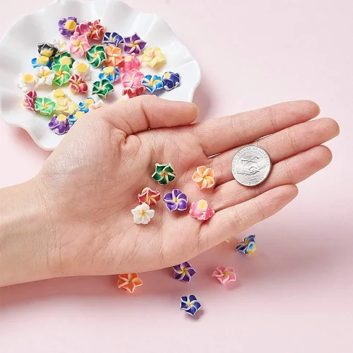 Miniatura 4 de Craftdady 200 cuentas sueltas de arcilla polimérica Plumeria Flower Spacer de 0.472 x 0.315 in, colores mezclados al azar, 5 pétalos, cuentas Flores