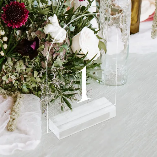 Miniatura 6 de Letrero acrílico de arco transparente de 5 x 7 pulgadas con soporte, paquete de 10 hojas de acrílico arqueadas transparentes en blanco con soporte
