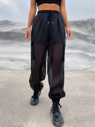 Miniatura 5 de OYOANGLE Pantalones cargo de malla transparente con cordón en la cintura y bolsillo con solapa para mujer