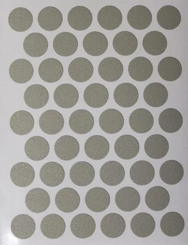 Miniatura 2 de Tapa de rosca de PVC autoadhesiva 9/16" (1 hoja 50 tapas) haya