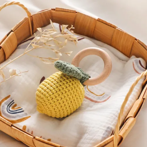 Miniatura 7 de WOODEN TEETHER Sonajero de bebé de ganchillo, juguetes de bebé de ganchillo, juguetes de madera orgánica para recién nacidos, juguetes de sonajero