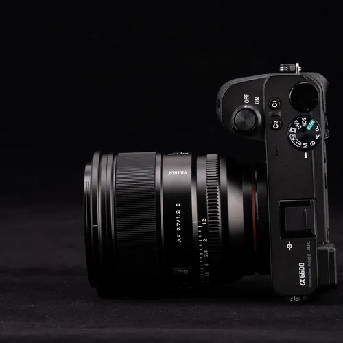 Miniatura 8 de Viltrox Pro 27mm f/1.2 Lente de Enfoque Automático de Primera Calidad para Sony E-Mount, Lente AF 27mm f1.2 E Mount para Cámaras Sin Espejo Sony a7