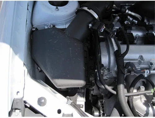 Miniatura 3 de K&N Filtro de aire del motor: Reutilizable, limpia cada 75,000 millas, lavable, Premium, Filtro de aire de repuesto para automóvil: Compatible