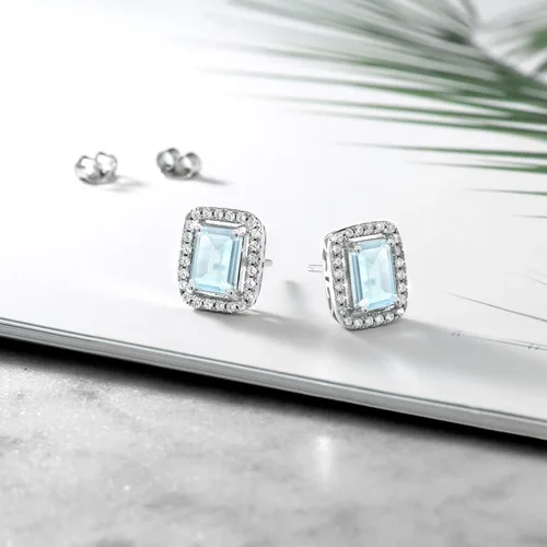 Miniatura 24 de Gem Stone King Aretes de plata de ley 925 con piedra natal Corte esmeralda de 0.315 x 0.236 in Aretes de halo para mujer