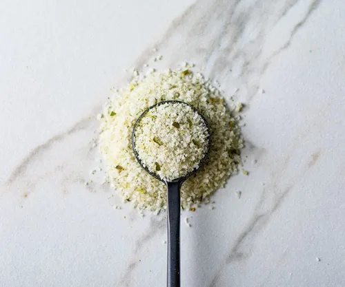 Savory Spice Makrut - Sal marina de lima - Sal condimento con infusión de lima con hojas de lima Makrut (bolsa de 1 taza - Neto: 5.3 onzas)