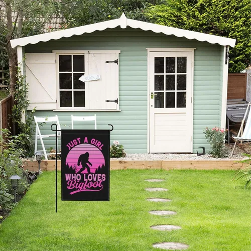 Miniatura 3 de Bandera de jardín con texto en inglés "Just A Girl Who Loves Bigfoot" de doble cara de 12 x 18 pulgadas, bandera de jardín para el hogar