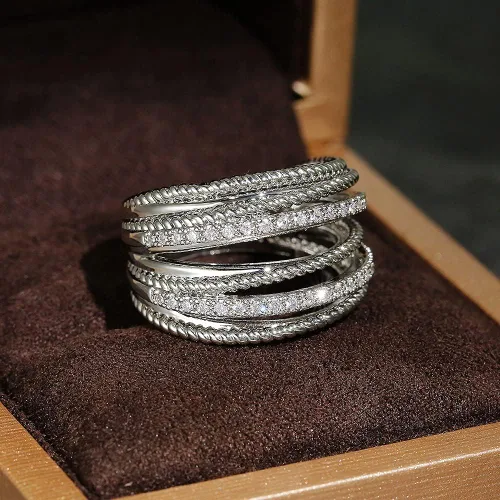 Miniatura 3 de Anillo de plata de ley 925 con circonita cúbica brillante, anillo de compromiso de eternidad para mujer (código 6 de EE. UU.)