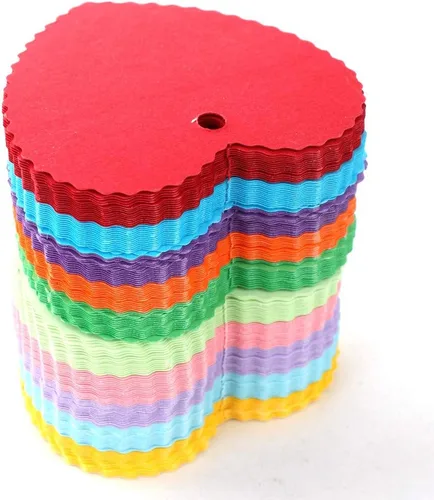 WARMBUY 150 etiquetas de regalo de papel colorido con cordel de yute natural de 50 pies | 10 colores brillantes en forma de corazón