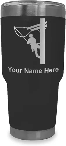Miniatura 29 de LaserGram Taza aislada al vacío de 20 onzas, Lineman, grabado personalizado incluido (negro)
