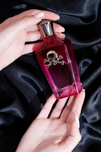 Miniatura 4 de Police Potion Love For Her por Police for Women - Un aroma ámbar, amaderado - Notas de bergamota dulce, rosa y almizcle blanco - Contenedor elegante