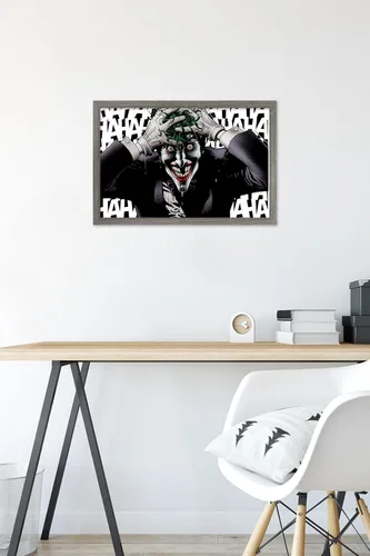 Miniatura 6 de Trends International DC Comics The Joker - Póster de pared loco, 14.725 x 22.375 pulgadas, versión enmarcada de madera de granero