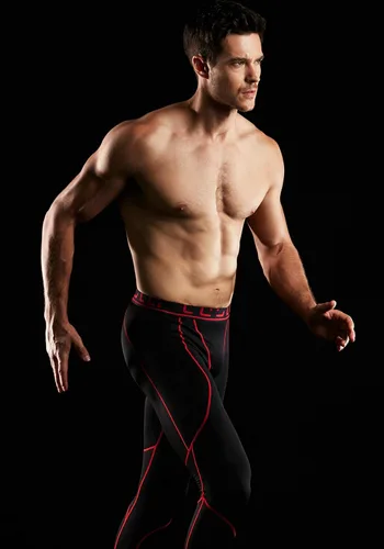 Miniatura 4 de TSLA - Paquete de 1 o 2 pantalones térmicos de compresión para hombre, leggings deportivos y mallas para correr, pantalones para usar como primera