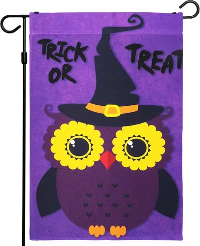 G128 - Bandera de jardín de Halloween, cita de truco o trato con bonito búho, decoraciones de jardín y patio, bandera rústica de temporada para 12 x