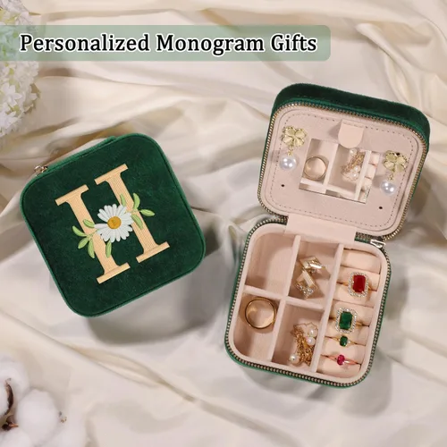 Miniatura 5 de GSPY Joyero de viaje, joyero de terciopelo con inicial, regalos personalizados para mujeres, joyero de viaje pequeño, organizador de joyas, regalos
