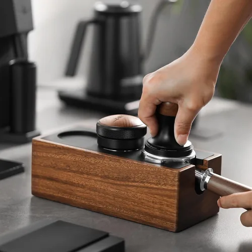 Miniatura 7 de Portafiltros de madera para manipulación de espresso de 2.087 in