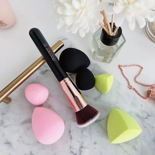 Miniatura 4 de Docolor 6+1 esponjas de maquillaje y brocha, esponja de belleza para mezclar base y cepillo Kabuki de parte superior plana, líquido, crema, polvo