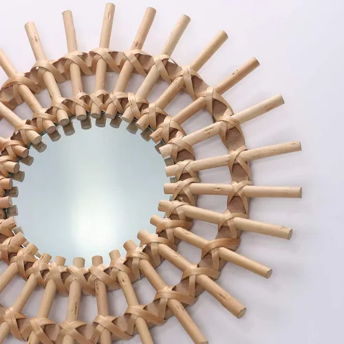 Miniatura 5 de OYPEIP Decoración de cristal colgante de ratán natural pequeño de 12 pulgadas, diseño rústico hecho a mano, innovador espejo de maquillaje redondo