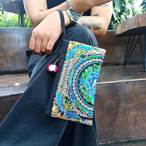 Miniatura 2 de Sabai Jai - Bolso de pulsera para teléfono inteligente - Carteras de embrague bordadas a mano Boho