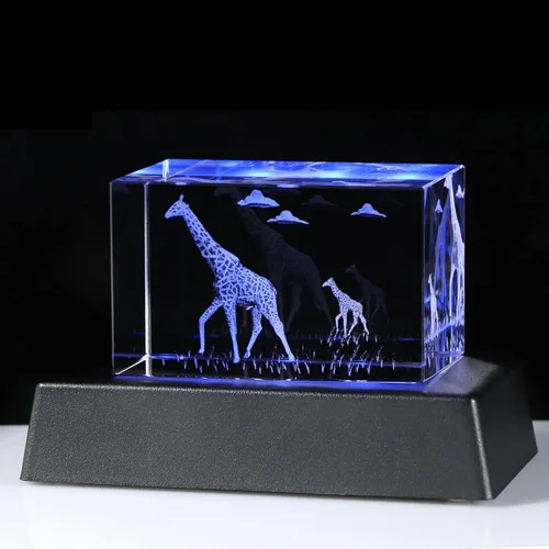 Miniatura 10 de Regalos de delfines de cristal grabados con láser 3D de Qianwei para mujeres y hombres, figuras de vidrio de delfines para decoración de habitación