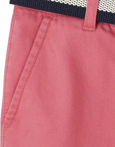 Miniatura 3 de The Children's Place Pantalones cortos chinos con cinturón para niños