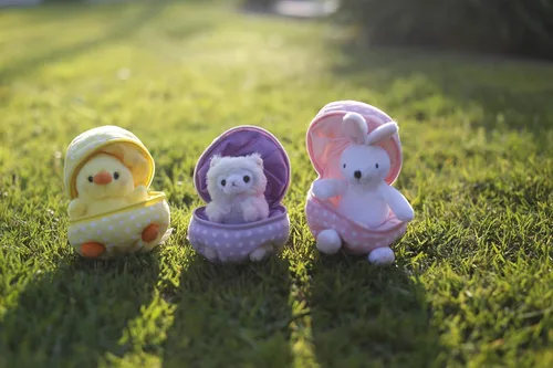 Miniatura 3 de Plushland - Muñeco de peluche (6 pulgadas), diseño de animal de peluche dentro de un huevo con cremallera; regalo ideal para niños y niñas
