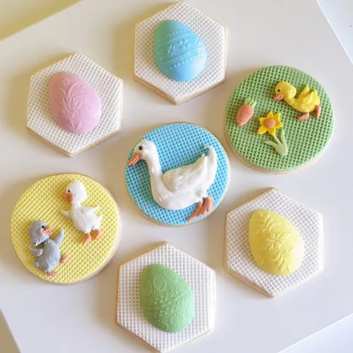 Miniatura 5 de Katy Sue Molde de silicona de pato y patitos para decoración de pasteles de Pascua y manualidades. Un molde para animales de pato/polluelos. Úsalo