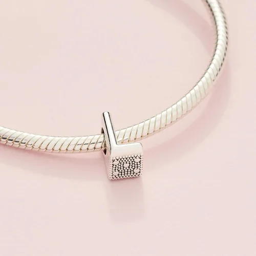Miniatura 35 de Colgante de plata de ley 925 con letra PANDORA