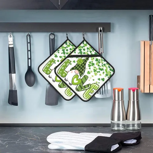 Miniatura 5 de Juego de 2 soportes para ollas de gnomo del día de San Patricio, tréboles verdes de trébol, decoración de cocina, resistentes al calor, forro
