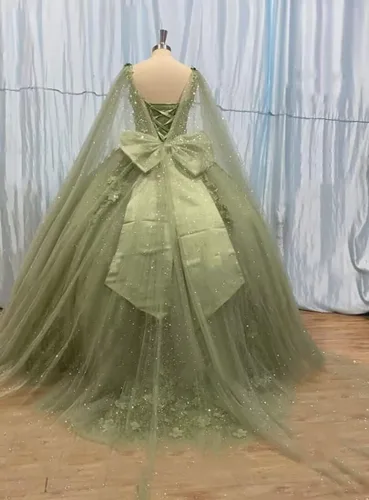 Miniatura 4 de TRHTX Tirantes espagueti vestidos de quinceañera vestido de fiesta con capa princesa dulce 15 16 vestidos con cuentas de encaje vestidos de baile