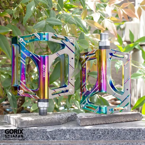 GORIX Pedales planos de bicicleta CNC ancho 3 cojinetes ligeros con pin antideslizante Spike Oil Slick Road Mountain MTB bicicleta (GX-FY709)