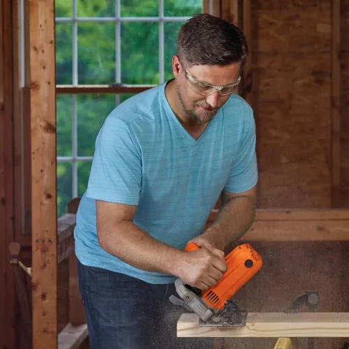 Miniatura 8 de Sierra circular Black & Decker BDECS300C, de 13 amperios con láser