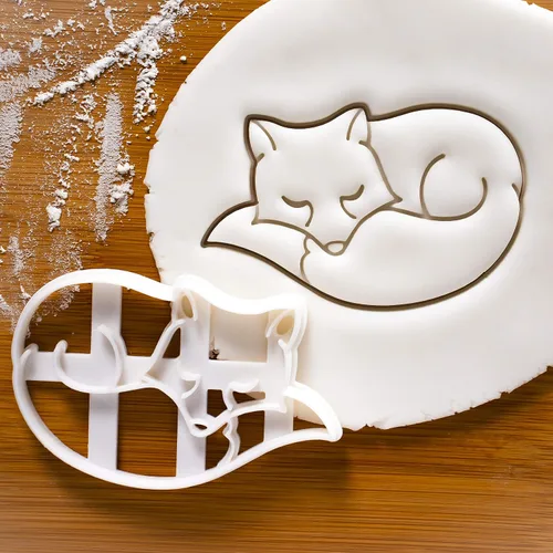 Miniatura 5 de Juego de 2 cortadores de galletas Fox (diseños: Fox Sleeeping and Sitting), 2 piezas - Bakerlogy