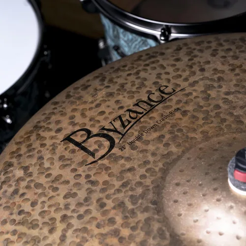 Miniatura 9 de Byzance Dark 21" Double Down Crash-Ride, Matt Halpern Signature - Fabricado en Turquía - Bronce B20 martillado a mano, 2 años de garantía
