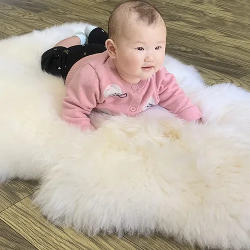 Miniatura 2 de Champlus Alfombra Genuina de Piel de Oveja Merino Australiana, 2.3x3.3 pies Alfombra de Piel con Pelo de Oveja, Alfombra de Área de Piel de Cordero