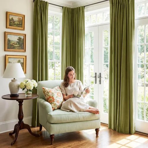 Miniatura 42 de StangH Cortinas de Terciopelo Verde Esmeralda de 96 Pulgadas - Cortinas Opacas de Terciopelo de Lujo Súper Suaves, Elegante Cobertura de Ventana
