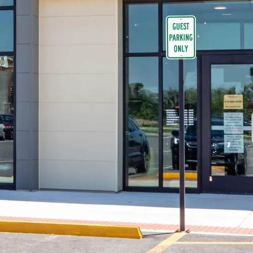 Miniatura 3 de SmartSign Letrero de "Guest Parking Only" 12 x 18 pulgadas, aluminio reflectante de grado de ingeniero 3M