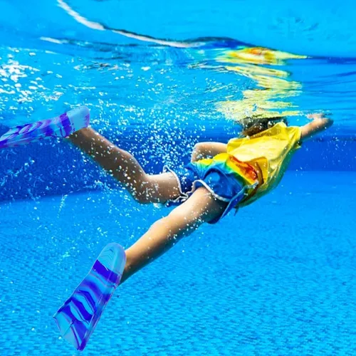 Miniatura 103 de Gugmoy Kids Swim Fins,Comfortable Silicone Flippers for Swimming and Diving,Size Suitable Beginners Kids Girls Boys Adults