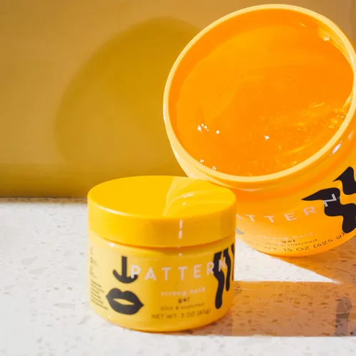 Miniatura 5 de PATTERN Beauty de Tracee Ellis Ross Mini Gel de Agarre Fuerte para el Cabello 85 g / 3 oz