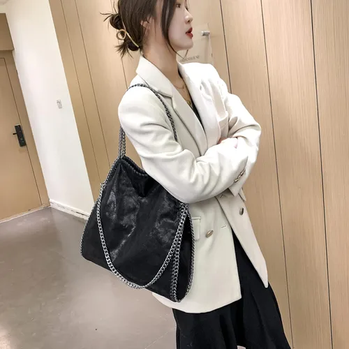 Miniatura 3 de JOTHIN Bolso grande para mujer, bolso cruzado con cadena, bolso de mano de diseñador para mujer, bolso de hombro (negro)