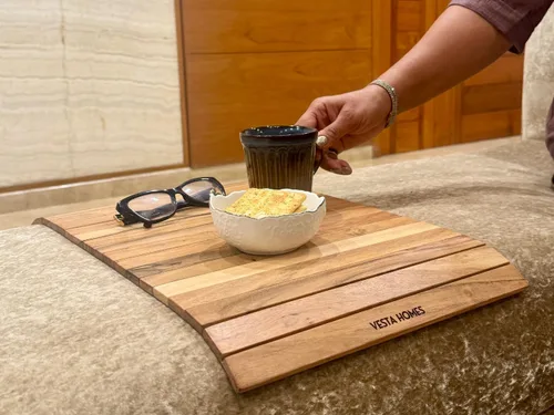 Miniatura 4 de Vesta Homes Bandeja para reposabrazos de sofá, madera de acacia premium, bandeja de sofá flexible y plegable, mesa de brazo y reposabrazos, adecuada