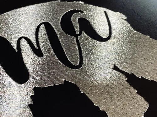 Miniatura 3 de Mama Bear 2 Logo Car Tag Diamond Etched en placa de aluminio negro
