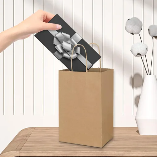 Miniatura 6 de Toovip Paquete de 50 bolsas pequeñas de papel kraft marrón liso de 5.25 x 3.25 x 8.25 pulgadas con asas a granel, bolsas de regalo para regalos