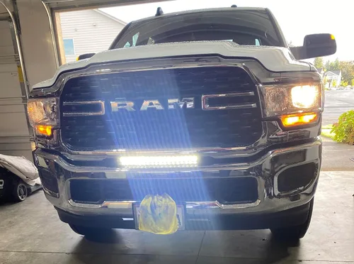 Miniatura 8 de iJDMTOY Kit de barra de luz LED de montaje en hueco de parrilla de 20 pulgadas, compatible con Dodge RAM 2500 3500 2020 en adelante, incluye barra
