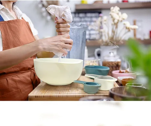 Miniatura 4 de Juego de 8 cuencos para mezclar, cuencos anidables con asa, incluye 2 cuencos para mezclar, 1 colador, 1 tamiz, 4 tazas medidoras para cocina