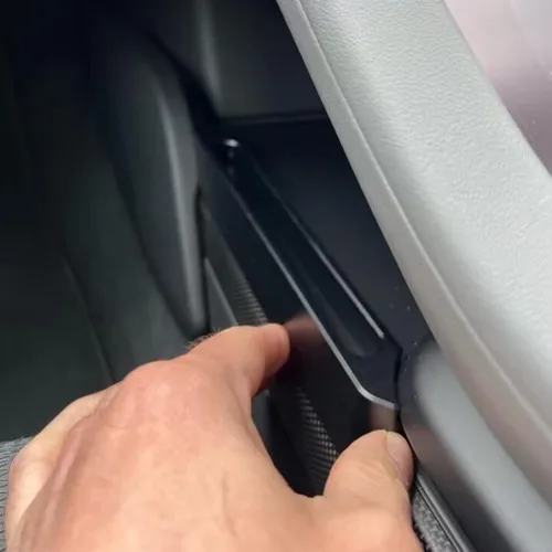 Miniatura 2 de Organizador de caja de almacenamiento de control central compatible con Porsche Taycan 2020 2021 2022 2023, barra de almacenamiento evita que
