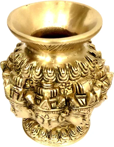 Miniatura 3 de Purpledip Kalash de latón Omnipresent Siva: Jarrón decorativo para templo de colección rara (12054)