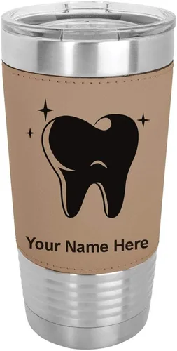 Miniatura 17 de LaserGram Vaso aislado al vacío de 20 onzas, con dientes, grabado personalizado incluido (piel sintética, estilo béisbol)