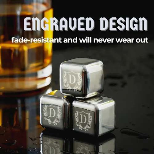 Miniatura 2 de Juego de regalos de piedras de whisky con inicial para hombres y mujeres, 4 piezas de rocas de whisky de acero inoxidable con bolsa y pinzas, cubos